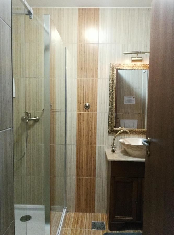 Отель Conac Bavaria Буштени-13