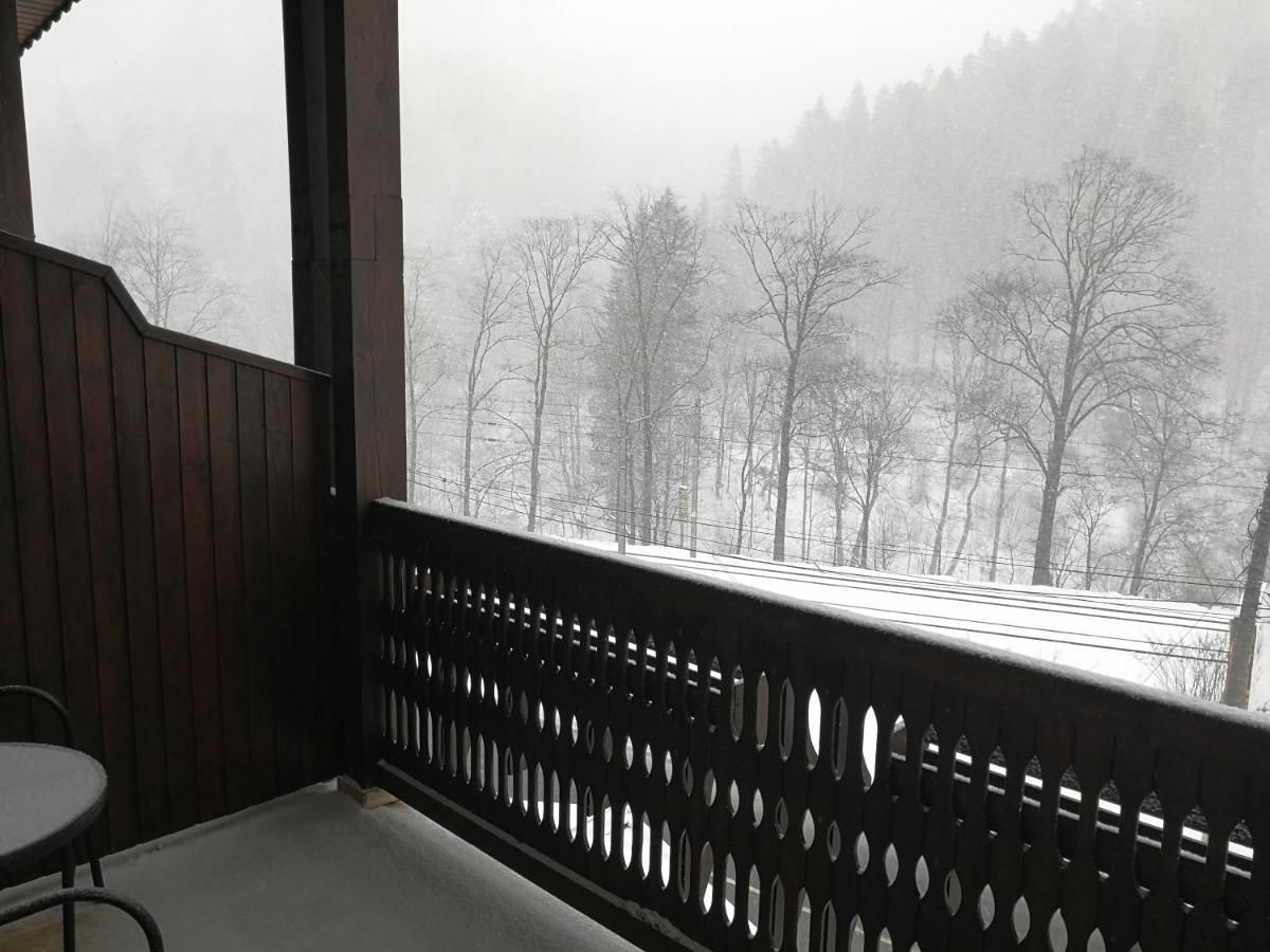 Отель Conac Bavaria Буштени